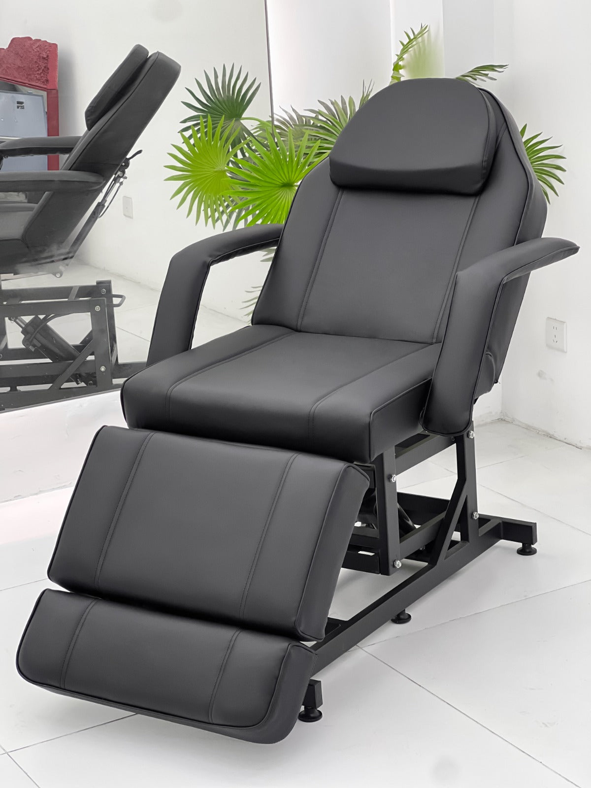 Karma Taupo Tattoo / Beauty Bed Hydraulic Black
