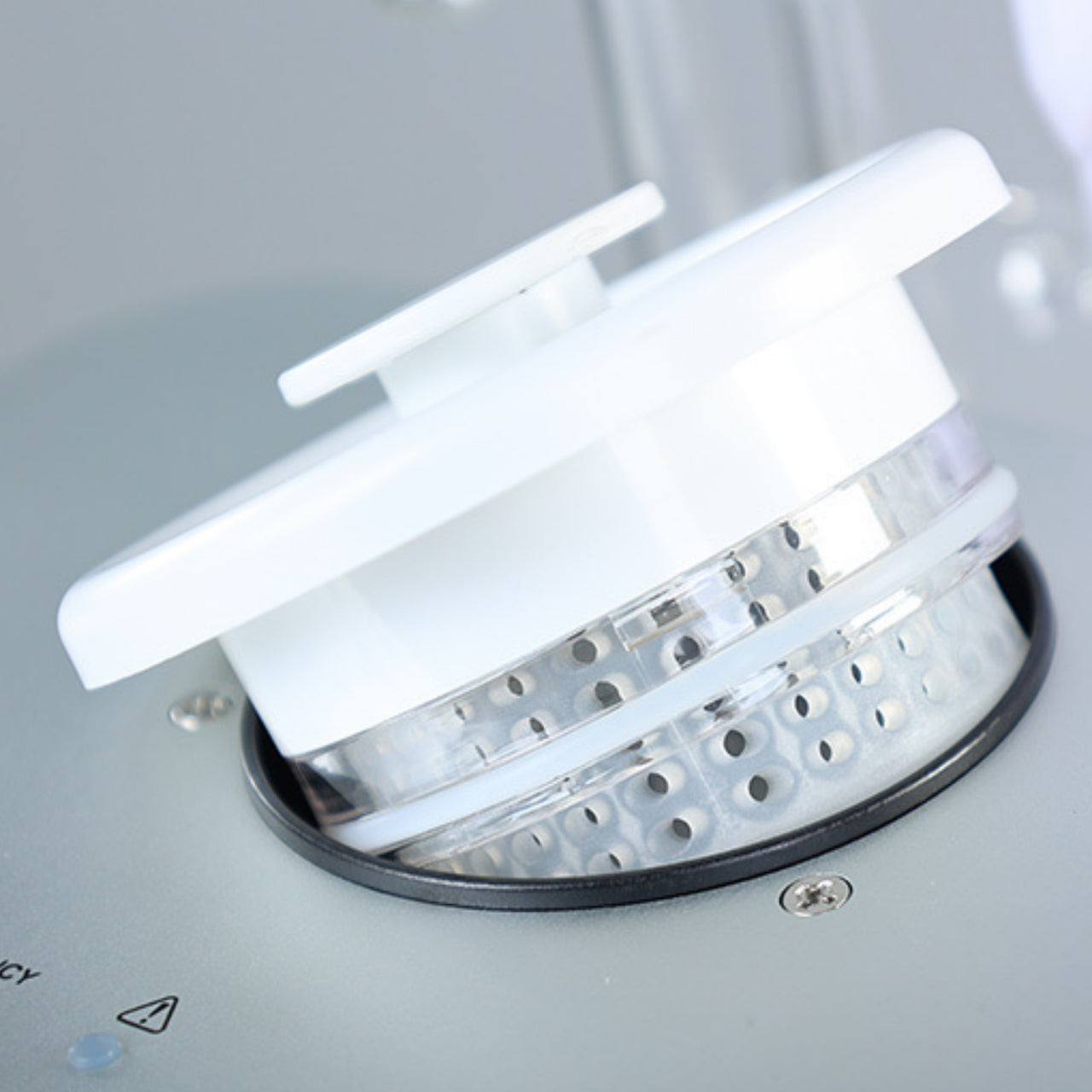 OPAL 3 In 1 Machine - Facial Steamer/Brush/Mag lamp